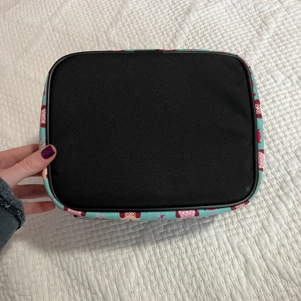 Roo beauty- nail polish travel case